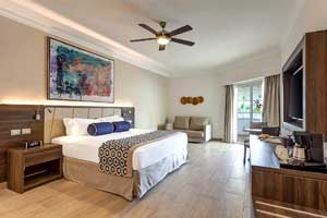 Diamond Club Luxury Room at Royalton Splash Punta Cana